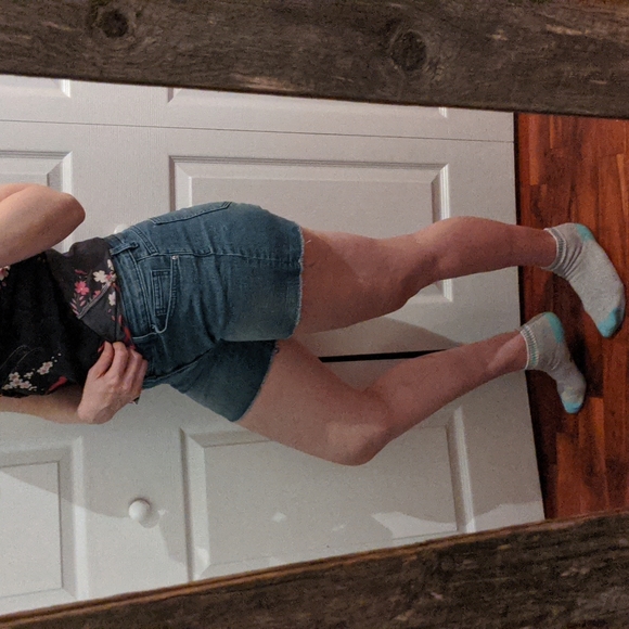 Booty jorts - Picture 3 of 6